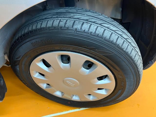 ムーヴ Ｌ　オーディオ　エアコン　電動格納ミラー　パワーウインドウ　光軸調整ダイヤル　キーレス（21枚目）