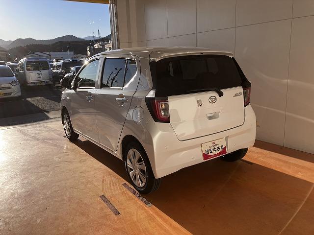 ミライース Ｘ　ＳＡＩＩＩ　サポカーＳワイド適合　エアコン　Ｂカメラ　コーナーセンサー　光軸調整ダイヤル　オートハイビーム　アイドリングストップ　横滑り防止機能　誤発進抑制機能　パワーウインドウ　キーレス（6枚目）