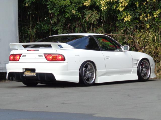 １８０ＳＸ 　ターボＥｇ換装６速ＭＴ換装公認Ｓ１５ダッシュ換装外フルエアロ前置インタークーラー銅３層ラジエター車高調Ｐテン５穴ハブブレンボキャリパー強化クラッチ機械式ＬＳＤロールバーＧＴ－ＲシートＤｅｆｉ４連（28枚目）