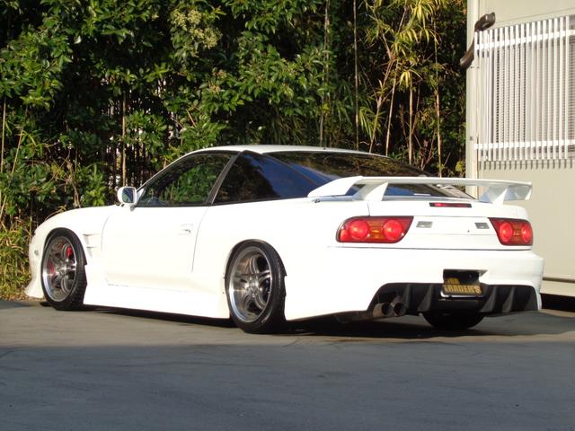 １８０ＳＸ 　ターボＥｇ換装６速ＭＴ換装公認Ｓ１５ダッシュ換装外フルエアロ前置インタークーラー銅３層ラジエター車高調Ｐテン５穴ハブブレンボキャリパー強化クラッチ機械式ＬＳＤロールバーＧＴ－ＲシートＤｅｆｉ４連（31枚目）