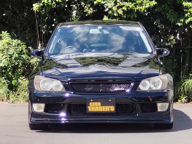 アルテッツァ RS200 Zエディション 色替車202ブラック外フルエアロ外ボンネット外ミラーステンタコ足Fパイプマフラーコーヨーアルミラジエターファイナルコネクション車高調18インチモデル5AWブリッツ水温計&負圧計ケンウッドSDナビETC(2枚目)