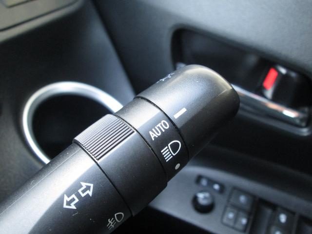 シエンタ ハイブリッドＧ　トヨタセ－フティ－センス　両電動スライド　ＬＥＤヘッドランプ　ナビ　フルセグＴＶ　Ｂｌｕｅｔｏｏｔｈ　ＥＴＣ　純正１５インチＡＷ　革巻Ｈ＆シフト　オ－トＡＣ　Ｄバイザ－　整備記録簿１８枚　禁煙車（28枚目）