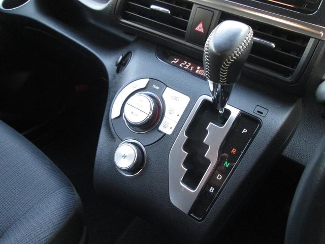 シエンタ ハイブリッドＧ　トヨタセ－フティ－センス　両電動スライド　ＬＥＤヘッドランプ　ナビ　フルセグＴＶ　Ｂｌｕｅｔｏｏｔｈ　ＥＴＣ　純正１５インチＡＷ　革巻Ｈ＆シフト　オ－トＡＣ　Ｄバイザ－　整備記録簿１８枚　禁煙車（31枚目）