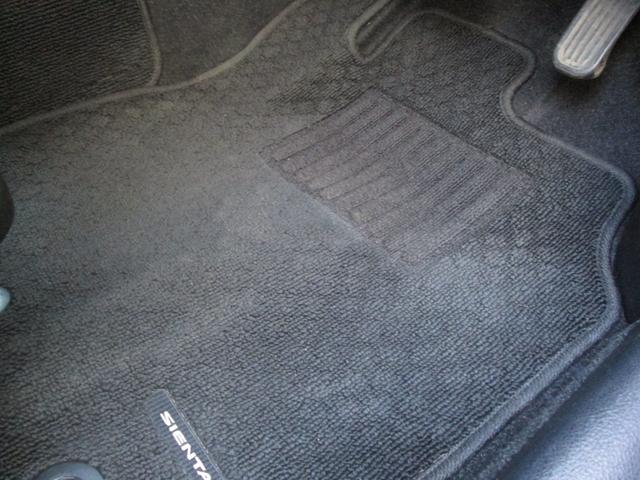 シエンタ ハイブリッドＧ　トヨタセ－フティ－センス　両電動スライド　ＬＥＤヘッドランプ　ナビ　フルセグＴＶ　Ｂｌｕｅｔｏｏｔｈ　ＥＴＣ　純正１５インチＡＷ　革巻Ｈ＆シフト　オ－トＡＣ　Ｄバイザ－　整備記録簿１８枚　禁煙車（40枚目）