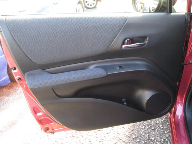 シエンタ ハイブリッドＧ　トヨタセ－フティ－センス　両電動スライド　ＬＥＤヘッドランプ　ナビ　フルセグＴＶ　Ｂｌｕｅｔｏｏｔｈ　ＥＴＣ　純正１５インチＡＷ　革巻Ｈ＆シフト　オ－トＡＣ　Ｄバイザ－　整備記録簿１８枚　禁煙車（45枚目）