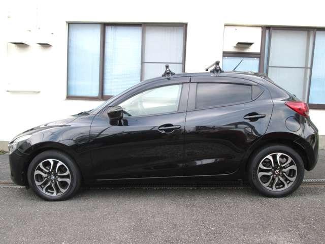 デミオ ＸＤツーリング　１オ－ナ－車　記録簿付　ナビＢカメラ　ｂｌｕｅｔｏｏｔｈ　ＥＴＣ　衝突軽減ブレ－キ　ＬＥＤオ－トヘッドランプ　１６ＡＷ　クルコン　パドルＳ　プッシュスタ－トＥＧ　スマ－トキ－２個あり　キャリアベ－ス付（10枚目）