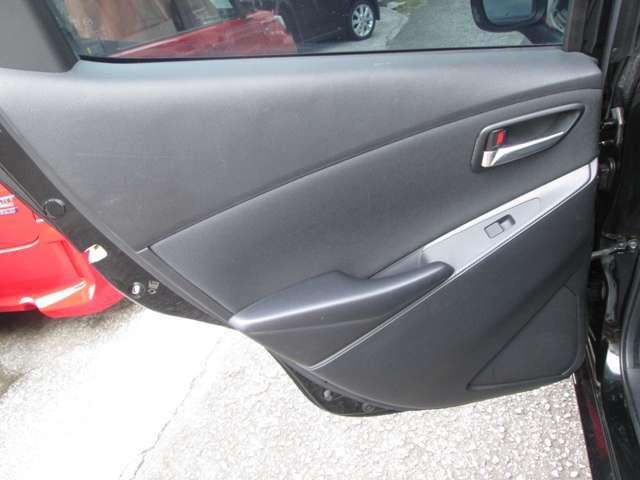 デミオ ＸＤツーリング　１オ－ナ－車　記録簿付　ナビＢカメラ　ｂｌｕｅｔｏｏｔｈ　ＥＴＣ　衝突軽減ブレ－キ　ＬＥＤオ－トヘッドランプ　１６ＡＷ　クルコン　パドルＳ　プッシュスタ－トＥＧ　スマ－トキ－２個あり　キャリアベ－ス付（51枚目）