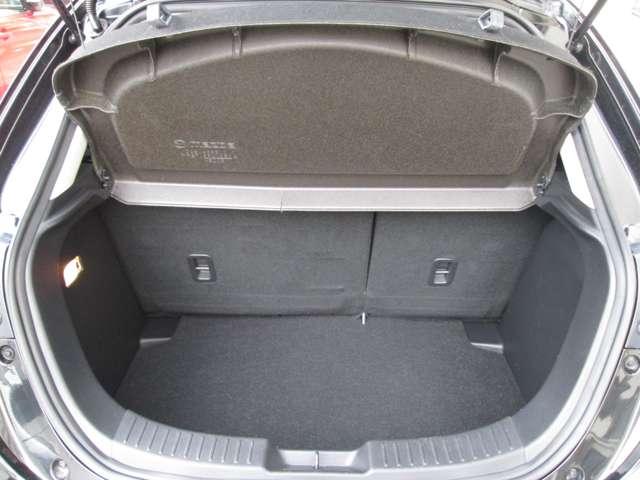 デミオ ＸＤツーリング　１オ－ナ－車　記録簿付　ナビＢカメラ　ｂｌｕｅｔｏｏｔｈ　ＥＴＣ　衝突軽減ブレ－キ　ＬＥＤオ－トヘッドランプ　１６ＡＷ　クルコン　パドルＳ　プッシュスタ－トＥＧ　スマ－トキ－２個あり　キャリアベ－ス付（53枚目）