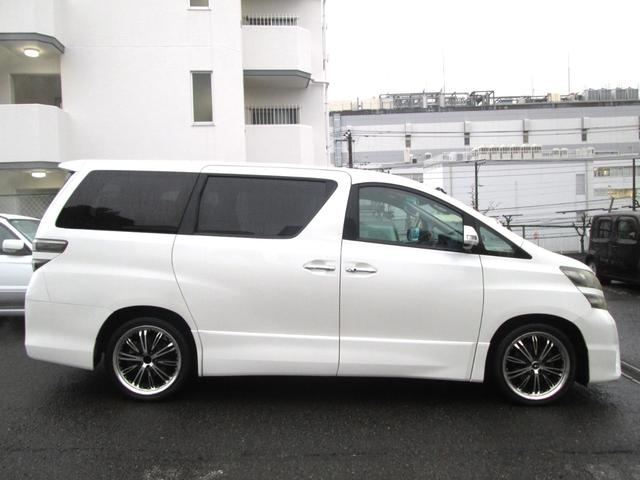 ヴェルファイア ２．４Ｚ　オットマン　電動スライド　ナビＴＶ　Ｂカメラ　ＥＴＣ　社外１９インチＡＷ　ＨＩＤ　ＬＥＤフォグ　プッシュスタ－トＥＧ　スマ－トキ－２個　ＬＥＤル－ムランプ　サイド／カ－テン／ニ－エアバッグ（11枚目）