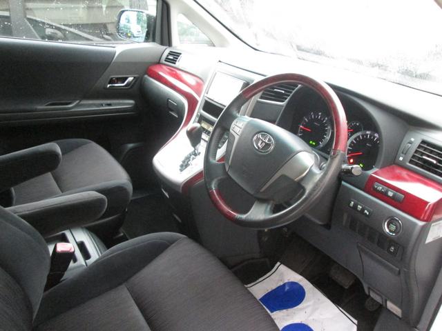 ヴェルファイア ２．４Ｚ　オットマン　電動スライド　ナビＴＶ　Ｂカメラ　ＥＴＣ　社外１９インチＡＷ　ＨＩＤ　ＬＥＤフォグ　プッシュスタ－トＥＧ　スマ－トキ－２個　ＬＥＤル－ムランプ　サイド／カ－テン／ニ－エアバッグ（21枚目）