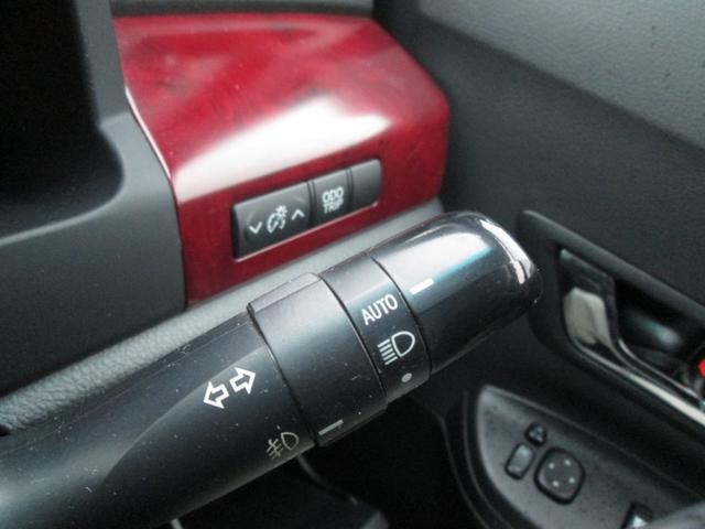 ヴェルファイア ２．４Ｚ　オットマン　電動スライド　ナビＴＶ　Ｂカメラ　ＥＴＣ　社外１９インチＡＷ　ＨＩＤ　ＬＥＤフォグ　プッシュスタ－トＥＧ　スマ－トキ－２個　ＬＥＤル－ムランプ　サイド／カ－テン／ニ－エアバッグ（27枚目）