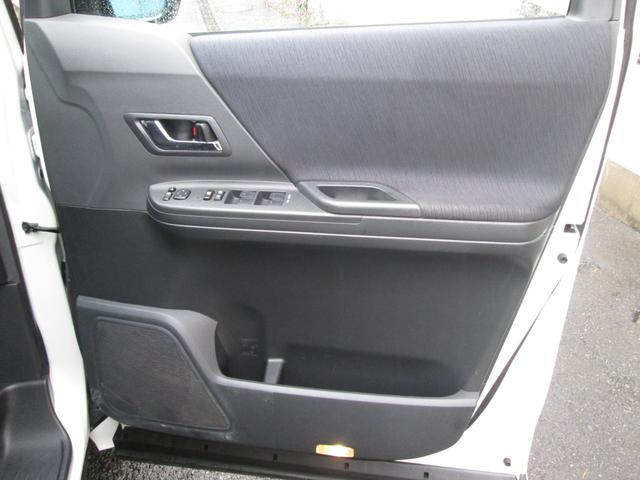 ヴェルファイア ２．４Ｚ　オットマン　電動スライド　ナビＴＶ　Ｂカメラ　ＥＴＣ　社外１９インチＡＷ　ＨＩＤ　ＬＥＤフォグ　プッシュスタ－トＥＧ　スマ－トキ－２個　ＬＥＤル－ムランプ　サイド／カ－テン／ニ－エアバッグ（35枚目）