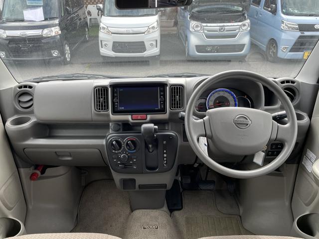 ＮＶ１００クリッパーバン ＧＸターボ／千葉仕入／走行２２９４６ＫＭ／純正ナビ／ＡＳＶ　ターボ車／ＢＴ対応／１２セグ／ＥＴＣ／衝突被害軽減ブレーキ／オートライト／横滑り防止装置／レーンアシスト／電動格納ミラー／（4枚目）