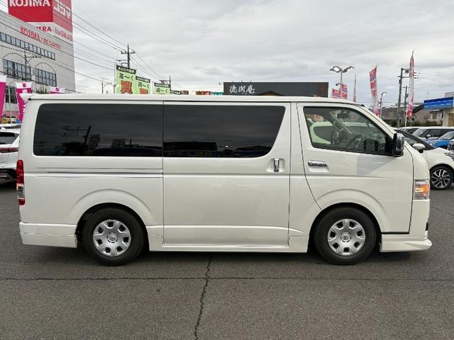 ハイエースバン ロングスーパーＧＬ／東大和仕入／ワンオーナー／Ｆスポイラー　両側パワースライドドア／社外ディスプレイオーディオ／スマートキー／プッシュスタート／アラウンドビューモニター／ドライブレコーダー／保証書有り／取扱説明書／オートエアコン／（4枚目）