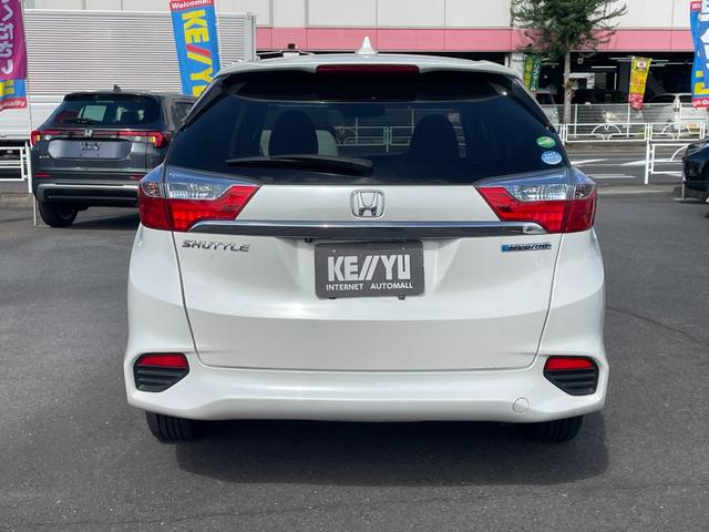 シャトル ハイブリッドＸホンダセンシング／走行３６４７８ＫＭ／ドラレコ　メーカーＯＰ８インチナビ／ＣＤＤＶＤ／１２セグ／バックカメラ／ドライブレコーダー／スマートキー／プッシュスタート／ＡＳＶ／アダプティブクルーズコントロール／純正１５ＡＷ／ＬＥＤヘッドライト／フォグ／（9枚目）