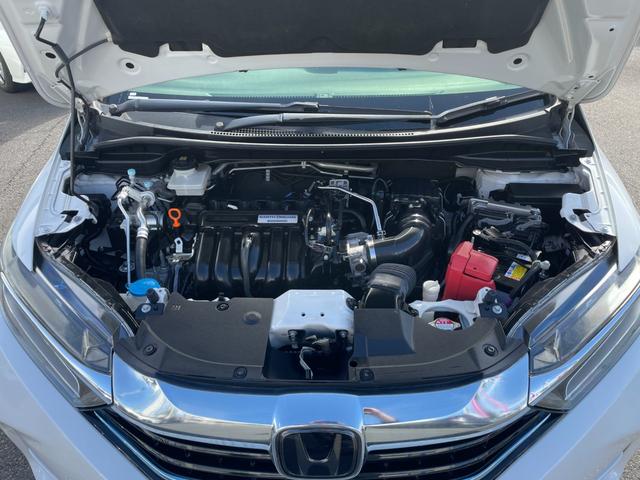シャトル ハイブリッドＸホンダセンシング／走行３６４７８ＫＭ／ドラレコ　メーカーＯＰ８インチナビ／ＣＤＤＶＤ／１２セグ／バックカメラ／ドライブレコーダー／スマートキー／プッシュスタート／ＡＳＶ／アダプティブクルーズコントロール／純正１５ＡＷ／ＬＥＤヘッドライト／フォグ／（20枚目）