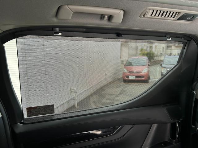 アルファード 2.5SCパッケージ■後期【モデリスタ・サンルーフ・禁煙】 56,150KM/12.8型後席モニター/電動レザーシート/ナビ付ディスプレイ/地デジ/DVD/BT接続/両電動スライド/電動リアゲート/BSM/デジタルミラー/車線維持/追従クルコン/ETC2.0/(69枚目)