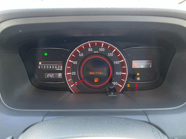 オデッセイ アブソルートＥＸ／走行２２７１５ＫＭ／フリップダウンモニター　ハーフレザーシート／純正８インチナビ／両側電動スライドドア／クルーズコントロール／ＡＳＶ／バックカメラ／ＥＴＣ／フルセグ／ＣＤＤＶＤ再生／１２セグ／ＢＴ／電動シート／ＬＥＤヘッドライト／フォグ／フル（15枚目）