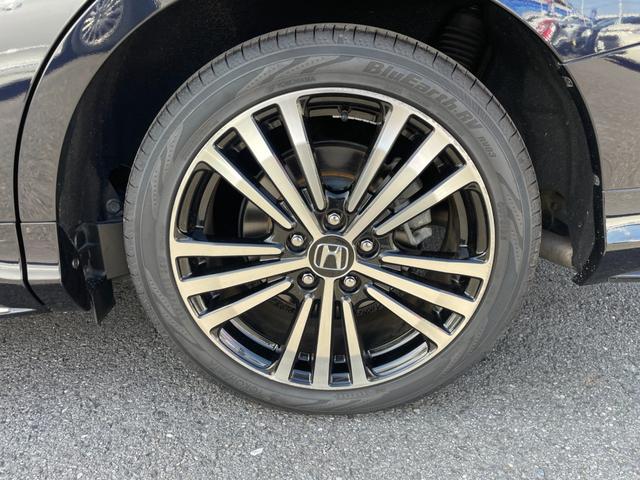 オデッセイ アブソルートＥＸ／走行２２７１５ＫＭ／フリップダウンモニター　ハーフレザーシート／純正８インチナビ／両側電動スライドドア／クルーズコントロール／ＡＳＶ／バックカメラ／ＥＴＣ／フルセグ／ＣＤＤＶＤ再生／１２セグ／ＢＴ／電動シート／ＬＥＤヘッドライト／フォグ／フル（22枚目）