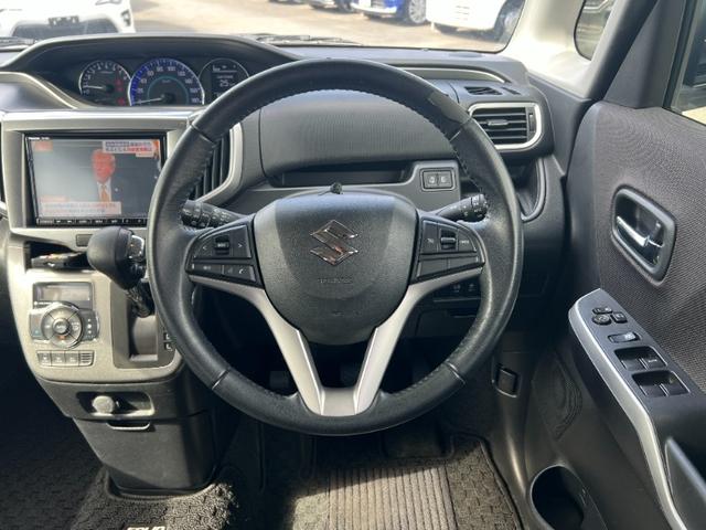 ソリオ ハイブリッドMZ/ワンオーナー/関東仕入れ/衝突軽減装置/ パナソニック製純正8型SDナビ/CD&DVD再生/Bluetoothオーディオ/フルセグTV/アラウンドビューモニター/フリップダウンモニター/両側電動スライド/ETC/衝突軽減/車線逸脱/クルーズ(12枚目)