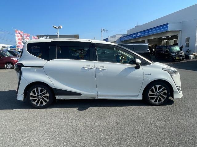 シエンタ ハイブリッドＧ／東大和仕入／走行３２３０９ＫＭ／純正エアロ　両側電動スライドドア／純正ＳＤナビ／ＣＤＤＶＤ再生／１２セグ／ＢＴ／バックカメラ／スマートキー／プッシュスタート／ビルトインＥＴＣ／衝突被害軽減Ｓ／純正１６ＡＷ／ＬＥＤヘッドライト／フォグ／フル装備／（4枚目）