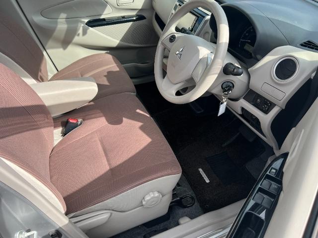 eKワゴン Meアシストプラスエディション/東京仕入/走行28924KM 純正SDナビ/CDDVD/BT対応/12セグ/シートヒーター/電動格納ミラー/キーレスエントリー/ASV/横滑り防止装置/オートエアコン/アイドリングストップ/フル装備(11枚目)