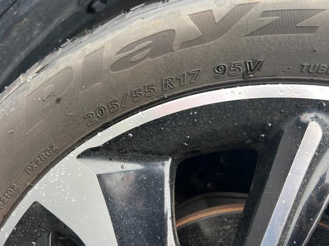 ステップワゴンスパーダ スパーダ・クールスピリット ホンダセンシング/愛知仕入/ 走行48251KM/両側電動スライドドア/バックカメラ/純正SDナビ/CDDVD/BT対応/12セグ/バックカメラ/フリップダウンモニター/ハーフレザーシート/LEDヘッドライト/フォグ/ASV/フル(27枚目)