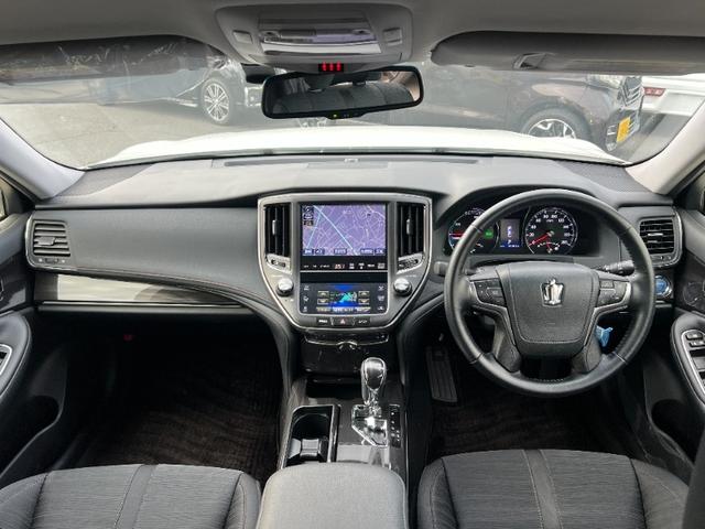 クラウンハイブリッド アスリートＳ／茨城仕入／走行２４３９１ＫＭ／禁煙車／　メーカーＯＰナビ／ドライブレコーダー／スマートキー／プッシュスタート／ＢＴ対応／１２セグ／バックカメラ／電動シート／シートヒーター／ＨＩＤヘッドライト／フォグ／ビルトインＥＴＣ／フル装備（8枚目）