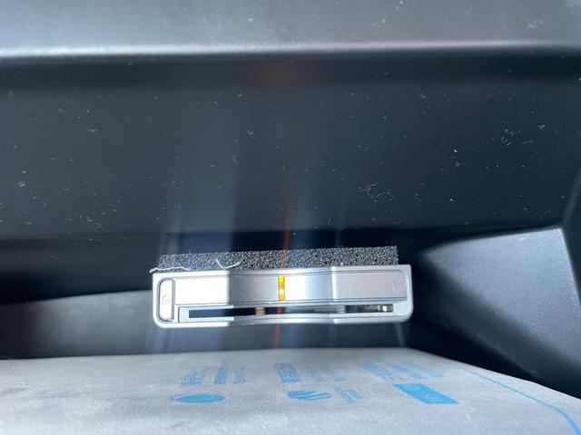 N-BOX G・ターボLパッケージ/東大和仕入/走行56003KM/ 両側電動スライドドア/純正SDナビ/CDDVD再生/1セグ/BT/バックカメラ/スマートキー/プッシュスタート/クルーズコントロール/HIDヘッドライト/オートライト/ドライブレコーダー/フル装備(21枚目)