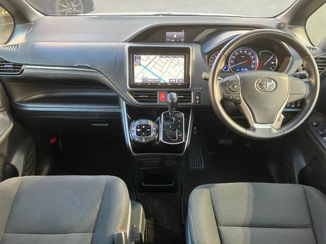 エスクァイア XIサイドリフトアップシート/東大和仕入/走行35122KM 禁煙車/サイドリフトアップシート/純正9インチSDナビ/CDDVD/BT対応/12セグ/バックカメラ/キーレスエントリー/両側電動スライドドア/LEDヘッドライト/フォグ/ASV/フル装備(4枚目)