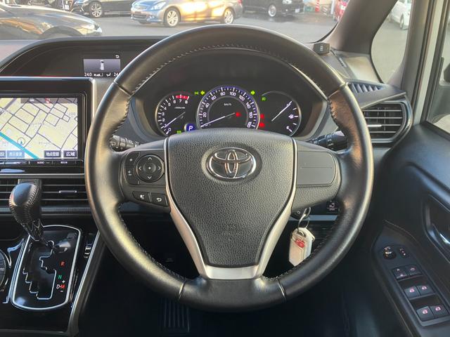 エスクァイア XIサイドリフトアップシート/東大和仕入/走行35122KM 禁煙車/サイドリフトアップシート/純正9インチSDナビ/CDDVD/BT対応/12セグ/バックカメラ/キーレスエントリー/両側電動スライドドア/LEDヘッドライト/フォグ/ASV/フル装備(12枚目)