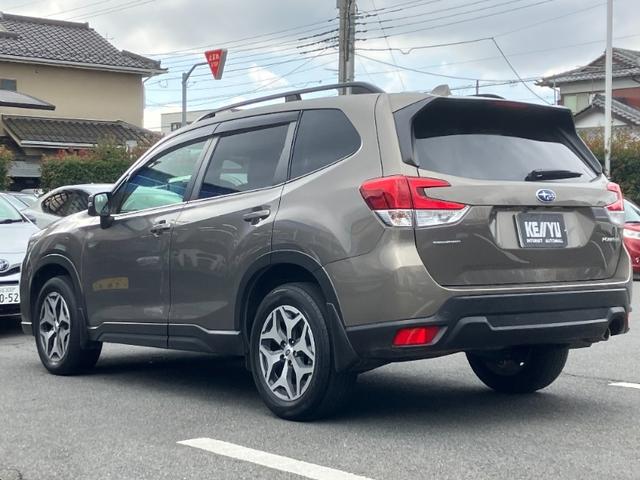 フォレスター ツーリング 純正KENWOOD製SDナビ/CD&DVD再生/Mサーバー/USB/Bluetoothオーディオ/フルセグTV/サイド&バックカメラ/ビルトインETC/車間維持クルーズ/衝突被害軽減/車線逸脱警告(5枚目)