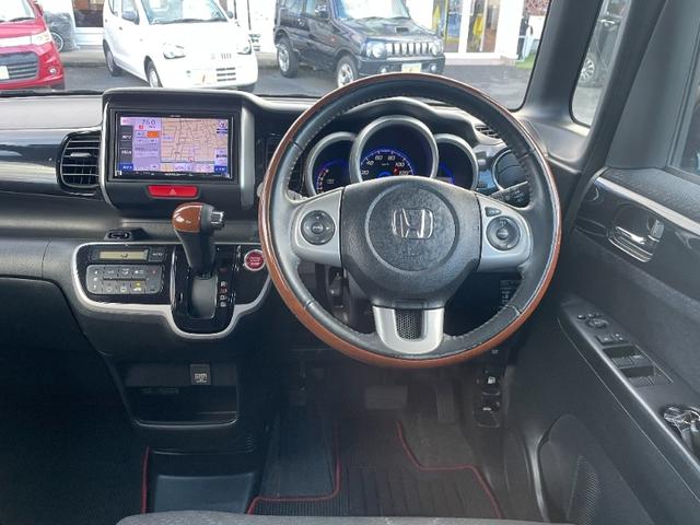 N-BOXカスタム G・ターボAパッケージ/東大和仕入/走行49761km/ ローダウン/両側電動スライドドア/社外SDナビ/CDDVD//12セグ/バックカメラ/ドライブレコーダー/スマートキー/プッシュスタート/HIDヘッドライト/フォグ/ASV/Rスポイラー/フル装備(7枚目)