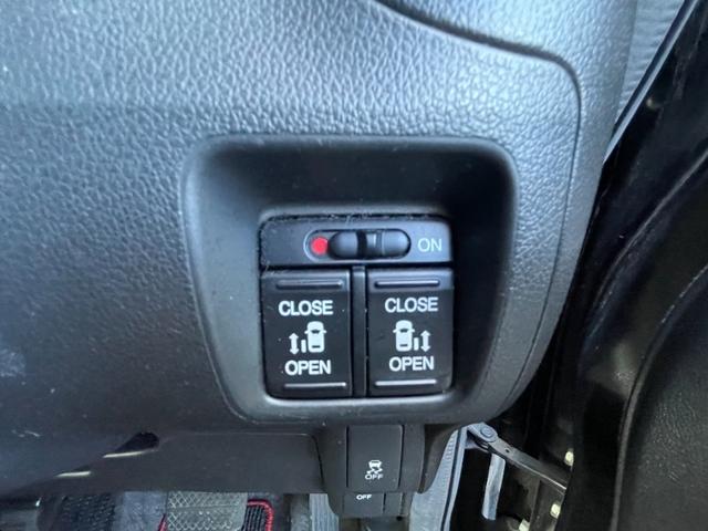 N-BOXカスタム G・ターボAパッケージ/東大和仕入/走行49761km/ ローダウン/両側電動スライドドア/社外SDナビ/CDDVD//12セグ/バックカメラ/ドライブレコーダー/スマートキー/プッシュスタート/HIDヘッドライト/フォグ/ASV/Rスポイラー/フル装備(17枚目)