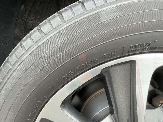 ヴォクシー ZS 煌II/関西仕入/走行24.402KM/ワンオーナー/ 純正8型SDナビ/CD&DVD再生/Bluetoothオーディオ/フルセグTV/Bカメラ/フリッツプダウンモニター/ドラレコ/両側自動スライド/衝突軽減装置/車線逸脱警告/クルーズ/ビルトインETC(40枚目)