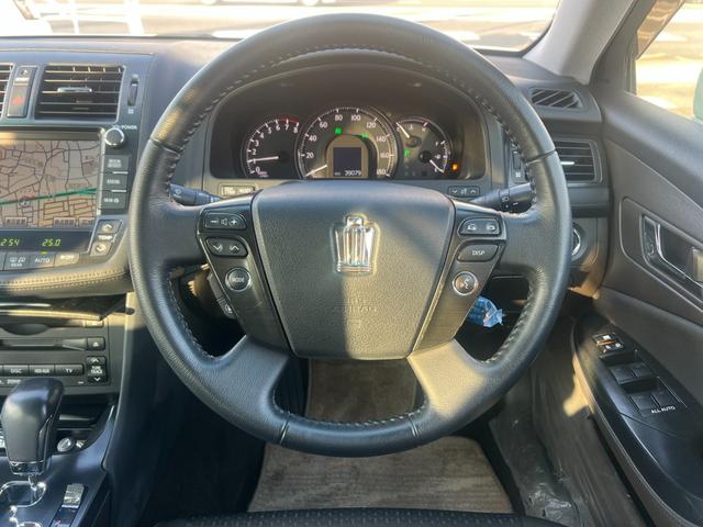 クラウン ２．５アスリートナビパッケージ／岡山仕入／走行３９０７９ＫＭ　ワンオーナー／メーカーＯＰ８インチＨＤＤナビ／バックカメラ　／ＥＴＣ／フルセグ／電動シート／クルーズコントロール／純正１８ＡＷ／スマートキー／プッシュスタート／ビルトインＥＴＣ／ＨＩＤヘッドライト／（14枚目）
