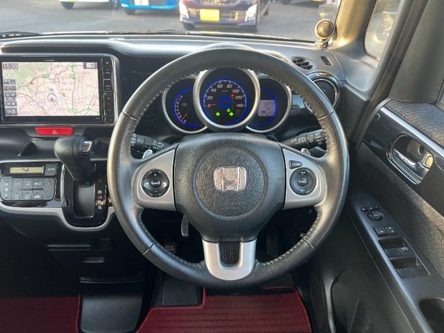 Ｎ－ＢＯＸカスタム Ｇ・ターボパッケージ／東大和直仕入／　社外８インチＳＤナビ／ＣＤ＆ＤＶＤ再生／Ｂｌｕｅｔｏｏｔｈオーディオ／フルセグＴＶ／バックカメラ／スマートキー＆プッシュスタート／ＨＩＤライト／フォグランプ／両側自動スライドドア／電格ミラー／横滑防止（10枚目）