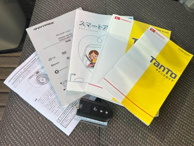 タント Ｘ　ＳＡＩＩＩ／静岡仕入／走行３９３６８ＫＭ／左側ＰＳＤ／　禁煙車／純正ＳＤナビ／ＣＤＤＶＤ／テレビ／スマートキー／プッシュスタート／シートヒーター／ベンチシート／オートライト／オートハイビーム／ＡＳＶ／アイドリングストップ／コーナーセンサー／フル装備（22枚目）