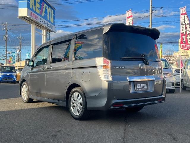 ステップワゴンスパーダ Ｚ／東京仕入／走行６３３７６ＫＭ／両側ＰＳＤ／純正ナビ／　禁煙車／アラウンドビューモニター／両側電動スライドドア／ＥＴＣ／フルセグ／スマートキー／ビルトインＥＴＣ／Ｒスポイラー／ＨＩＤヘッドライト／フォグ／パドルシフト／フル装備／オートエアコン／（7枚目）