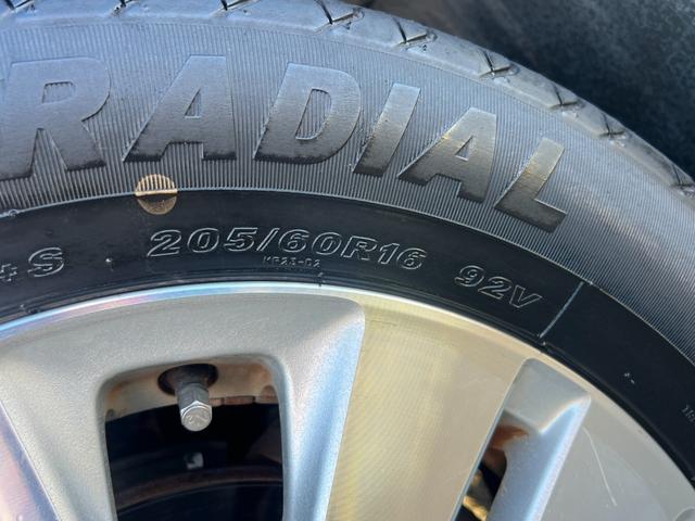 ステップワゴンスパーダ Ｚ／東京仕入／走行６３３７６ＫＭ／両側ＰＳＤ／純正ナビ／　禁煙車／アラウンドビューモニター／両側電動スライドドア／ＥＴＣ／フルセグ／スマートキー／ビルトインＥＴＣ／Ｒスポイラー／ＨＩＤヘッドライト／フォグ／パドルシフト／フル装備／オートエアコン／（24枚目）