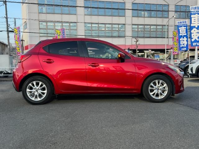 デミオ １３Ｓツーリング／東大和仕入／走行３８６１９ＫＭ／純正ナビ／　ＣＤＤＶＤ／ＵＳＢ／ＢＴ対応／１２セグ／バックカメラ／シートヒーター／ＨＩＤヘッドライト／オートライト／ビルトインＥＴＣ／ドライブレコーダー／スマートキー／プッシュスタート／純正１５ＡＷ／フル装備（4枚目）