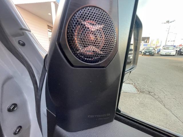 ジムニー ＸＬ／東大和仕入／走行１９７３４ＫＭ／禁煙／４ＷＤ／５ＭＴ／　社外オーデイオ／ＣＤ／ドライブレコーダー／ビルトインＥＴＣ／衝突被害軽減ブレーキ／レーンキープアシスト／純正１６ＡＷ／ＬＥＤヘッドライト／アイドリングストップ／保証書／取扱説明書／オートエアコン／（17枚目）