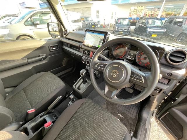 ジムニー ＸＣ／東大和仕入／走行１０４６９ＫＭ／社外８インチＳＤナビ／　走行中ＴＶ視聴可能／ＣＤＤＶＤ／ＢＴ対応／フルセグ／バックカメラ／シートヒーター／スマートキー／プッシュスタート／ＡＳＶ／ＬＥＤヘッドライト／フォグ／クルーズコントロール／ドライブレコーダー／フル装備（7枚目）