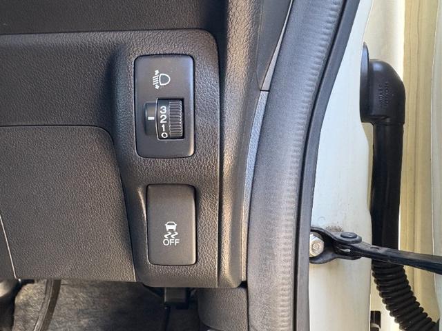 N-BOX G・ターボLパッケージ/東大和仕入/走行26424KM/ 禁煙車/ターボ車/両側PSD/純正ナビ/CDDVD/BT対応/12セグ/バックカメラ/スマートキー/プッシュスタート/ETC/ドライブレコーダー/クルーズコントロール/純正14AW/パドルシフト/フル(12枚目)