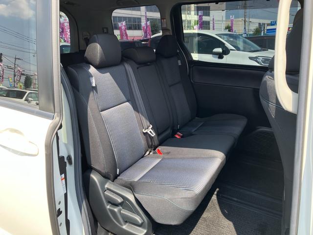 ヴォクシー ＺＳ　走行４６４８４ｋｍ／９型ＳＤナビ／フリップダウンモニター／ＲＳ－Ｒローダウンサス／ＢＴ接続／１２セグ／ＥＴＣ／ＤＶＤ再生／左側パワースライドドアＬＥＤヘッドライト／オートリトラミラー（15枚目）