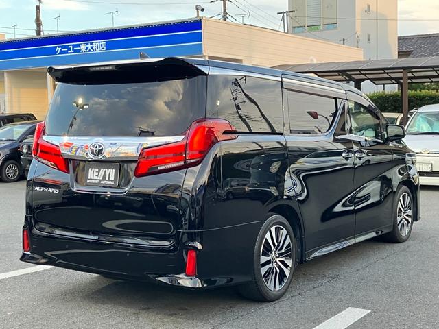 アルファード ２．５Ｓ　Ｃパッケージ　走行２５４４９ｋｍ／ディスプレィオーディオ／ＣＤ／ＤＶＤ再生／ＢＴ接続／１２セグ／バックカメラ／フリップダウンモニター／ＥＴＣ／両側パワースライドドア／電動レザーシート／（8枚目）