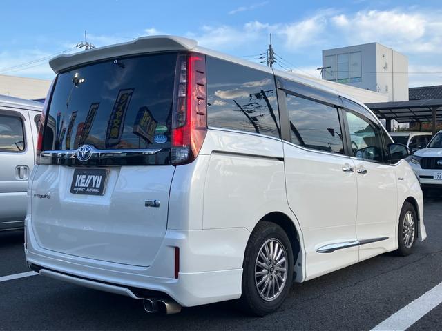 エスクァイア ハイブリッドＧｉ　ブラックテーラード　東大和仕入／ワンオーナー／走行５４５８９ｋｍ／モデリスタフルエアロ／ブリヂストン２０２４年タイヤ／ＳＤナビ／ＢＴ接続／後席モニター／両側パワースライド／レザーシート／衝突軽減／クルーズコントロール／（8枚目）