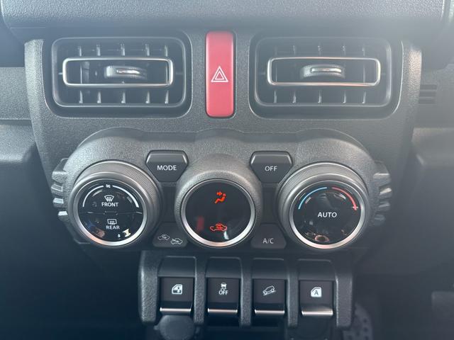 ジムニー XC/衝突軽減/25年BSタイヤ/ クルコン/LEDライト/フォグ/アイドリングストップ/横滑防止/シートヒーター/コーナーセンサー/電格ミラー/ウィンカーミラー/純正16AW/背面タイヤ/スマートキー/スペアキー/取扱説明書/保証書(18枚目)