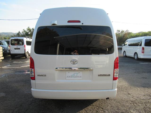 ハイエースワゴン グランドキャビン 4型仕様 LEDヘッドライト REVOシート2脚 車いす移動車 ナビ フルセグTV リアモニター TAW18インチAWキーレス エアロ 9人乗り(14枚目)