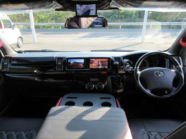 ハイエースワゴン GL 4型仕様 社外LEDヘッドライト 内装架装 横乗り可 ベッドキット ナビ リアモニター サブバッテリー 18インチAW パワスラ 前後ドラレコ(3枚目)